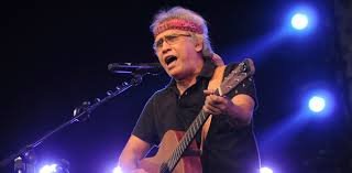 DOWNLOAD KUMPULAN Mp3 Iwan Fals Full Album Terbaru