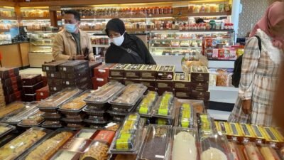 Menjelajahi Pusat Oleh-Oleh Kuliner dan Makanan Khas Kota Bandung