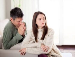 Karakter dan Modus Cowok yang Sebenarnya Matre: Nguras Dompet Ceweknya