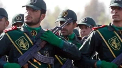 Para Pemuda Iran Antre Daftar Jadi Tentara untuk Perang  Binasakan AS-Israel