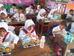 Jadi Sorotan Publik!;  Ini Jawaban Ketua Banggar DPR RI dan Istana Soal MBG dalam Anggaran Pendidikan