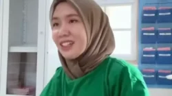 Viral! Bidan Cantik Ini Julid, Curigai Seorang Istri Minta Suntik KB Bulanan Padahal Suami Bekerja di Luar Negeri