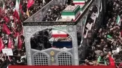 Negara Iran Berduka, Jutaan Pelayat Padati Prosesi Pemakaman Ali Khamenei di Teheran