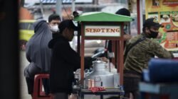 Tren Pasar Kuliner Saat Ini: Peluang Usaha, Tantangan, dan Strategi Pemasarannya
